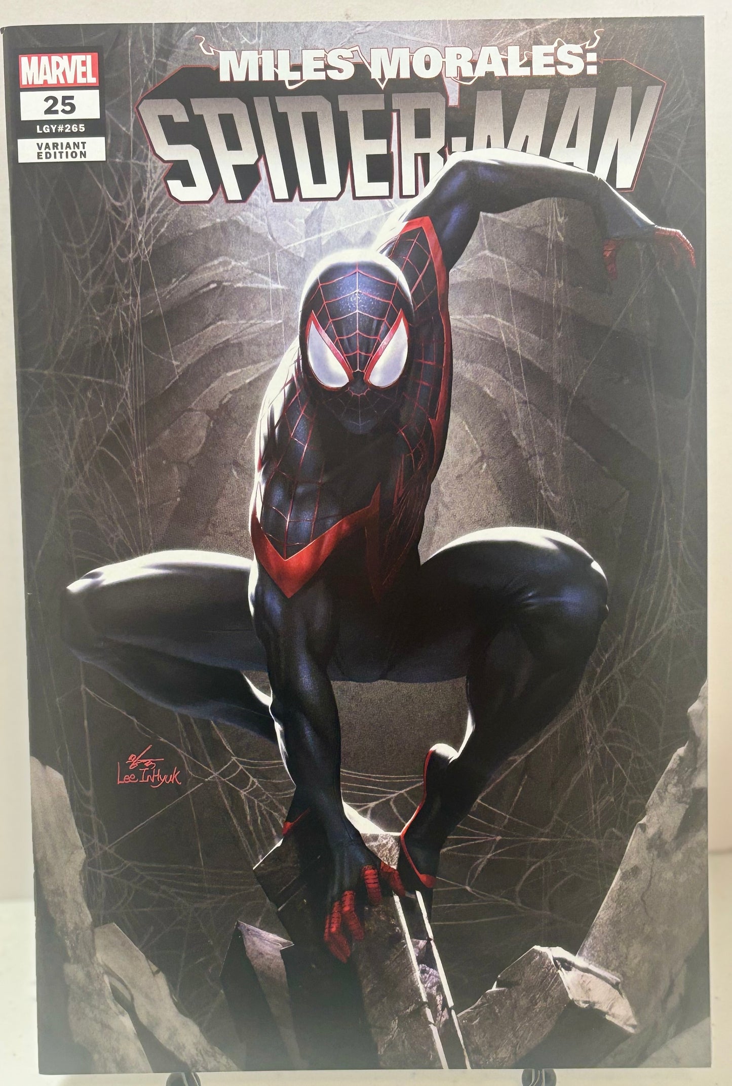 MILES MORALES: SPIDER-MAN #25 INHYUK LEE EXCLUSIVE TRADE DRESS VARIANT VF (pre-owned)