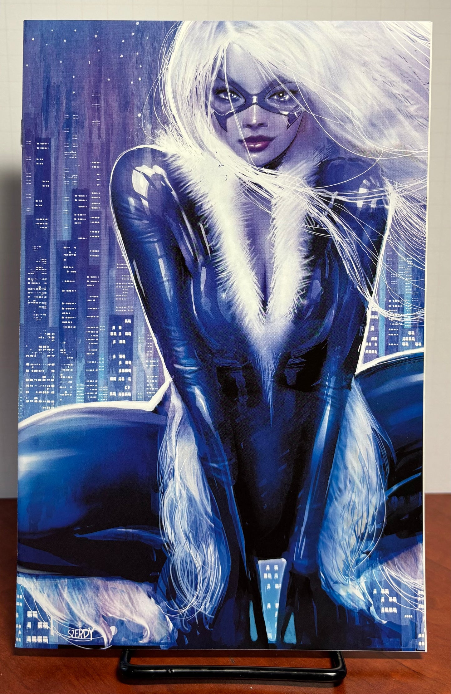 AMAZING SPIDER-MAN 40 BLACK CAT VIRGIN SZERDY NM