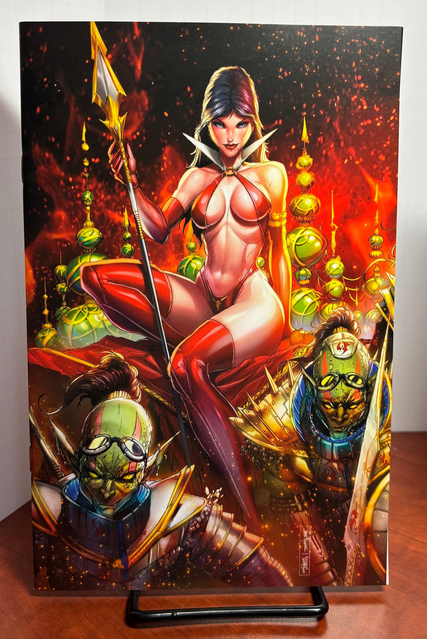 RED SONJA 1 & VAMPIRELLA 2 TYNDALL Virgin Red Variant C Set LTD 700 NM