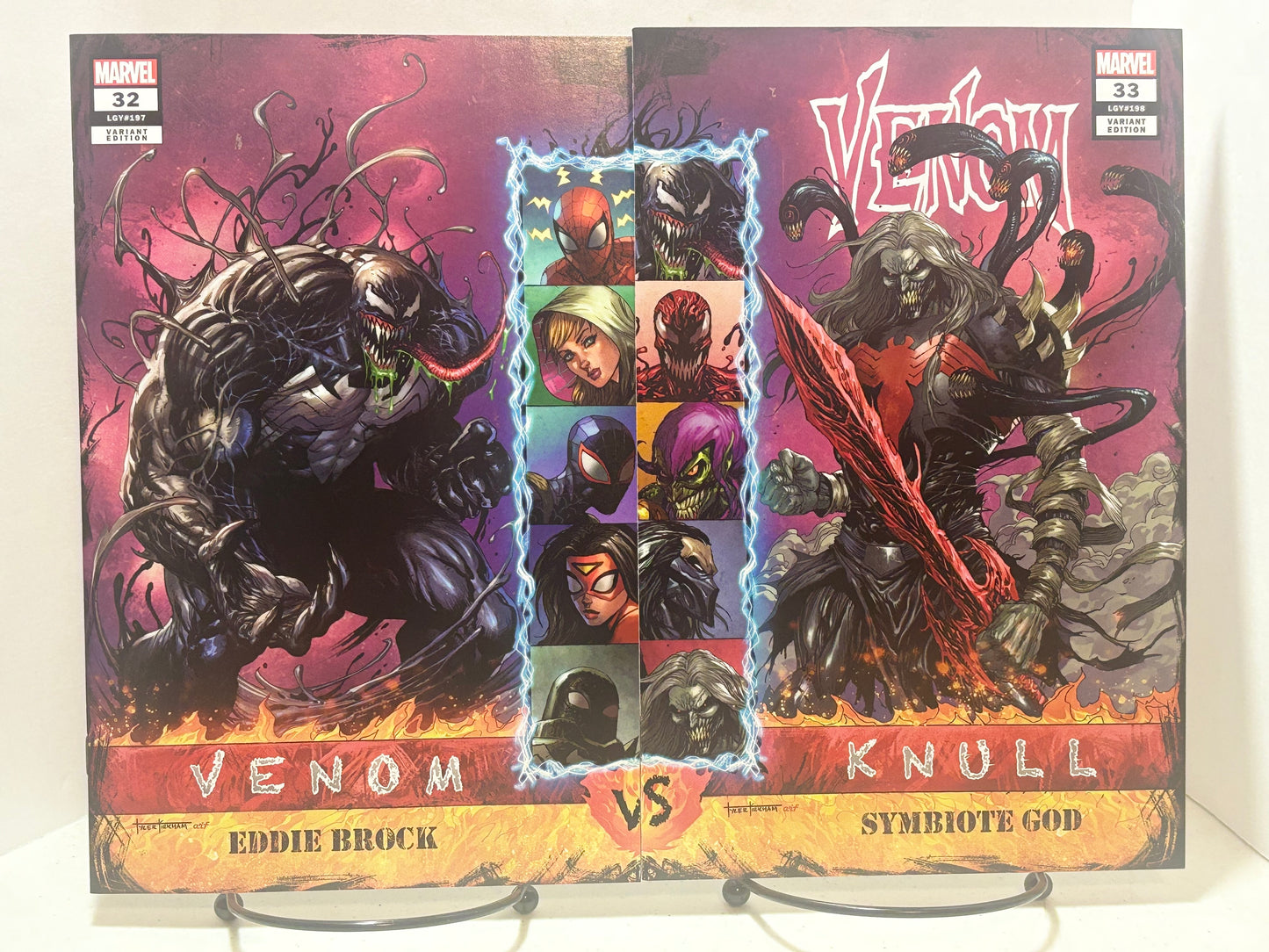 VENOM #32 & #33 (TYLER KIRKHAM EXCLUSIVE CONNECTING VARIANT SET) Venom Vs Knull NM