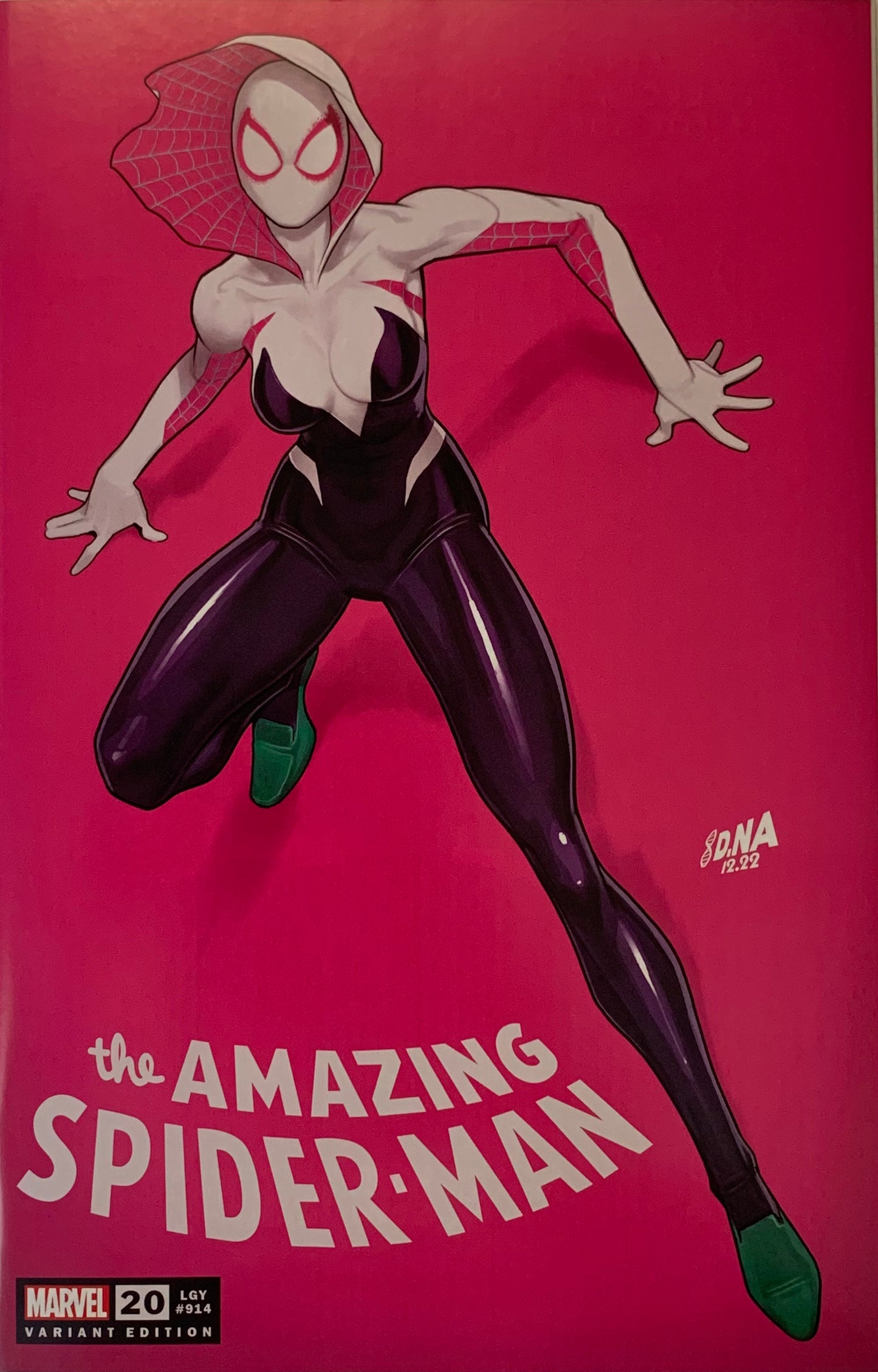 Amazing Spider-Man #20 David Nakayama Spider Gwen Exclusive Trade Dress NM (pre-owned)