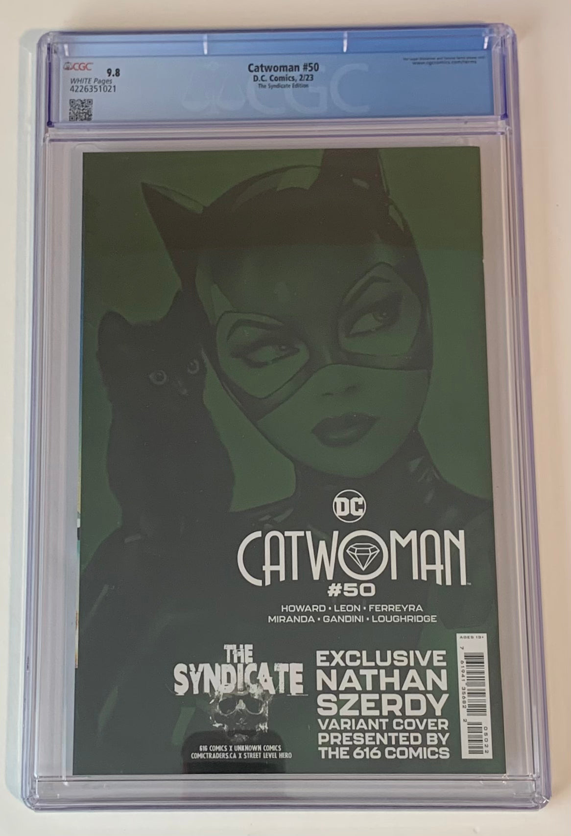 CGC 9.8 Catwoman #50 The Syndicate Edition Nathan Szerdy Trade Dress Variant (pre-owned)